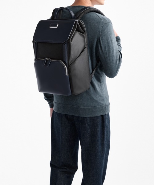 TUMI(トゥミ)の「JARVIS フラップ・バックパック(A4/PC15インチまで対応)(バックパック/リュック・メンズ・ネイビー系/ブラック×ブルー/ブラック・FREE)」の8枚目の写真