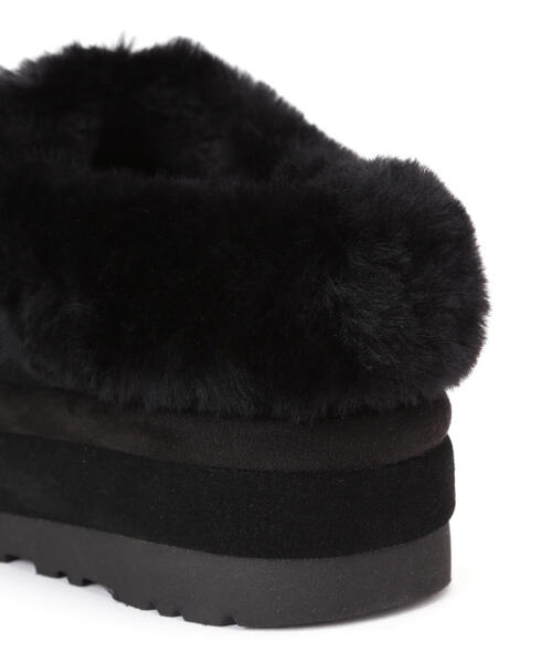 UGG(アグ)の「UGG(アグ)Tazzlita /1146390(ブーツ・レディース・ベージュ/ブラック・7/8/6)」の7枚目の写真