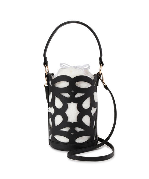 EDIT COLOGNE（エディットコロン）の「カットワークバケツバッグ（ショルダーバッグ・レディース・ホワイト/ブラック・ﾌﾘ-）」の3枚目の写真