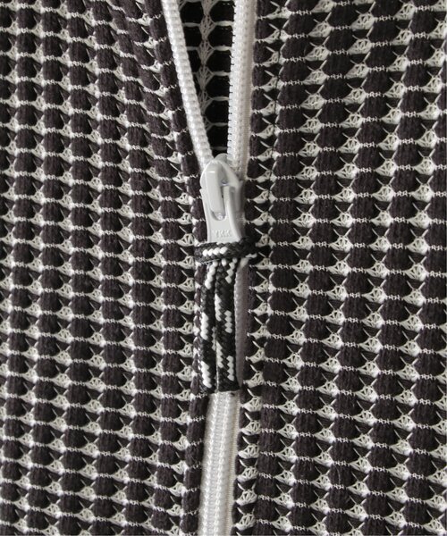 ikka（イッカ）の「【親子コーデ】ビックワッフルジップパーカー（120~160cm）（パーカー・キッズ・ブラック・130/140/150/160/120）」の20枚目の写真