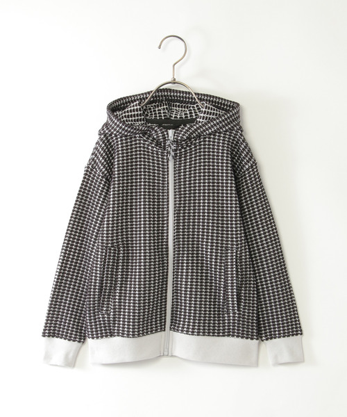 ikka（イッカ）の「【親子コーデ】ビックワッフルジップパーカー（120~160cm）（パーカー・キッズ・ブラック・130/140/150/160/120）」の2枚目の写真