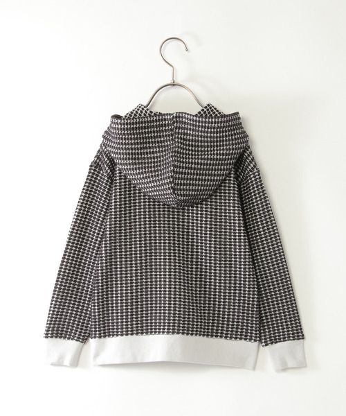 ikka（イッカ）の「【親子コーデ】ビックワッフルジップパーカー（120~160cm）（パーカー・キッズ・ブラック・130/140/150/160/120）」の3枚目の写真