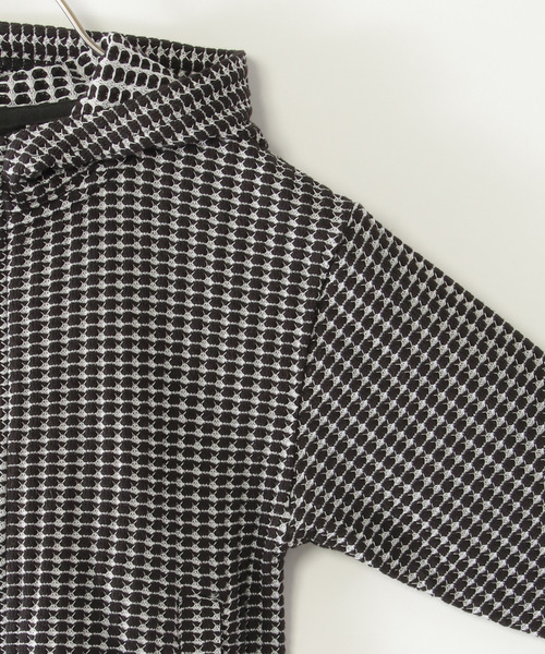 ikka（イッカ）の「【親子コーデ】ビックワッフルジップパーカー（120~160cm）（パーカー・キッズ・ブラック・130/140/150/160/120）」の5枚目の写真