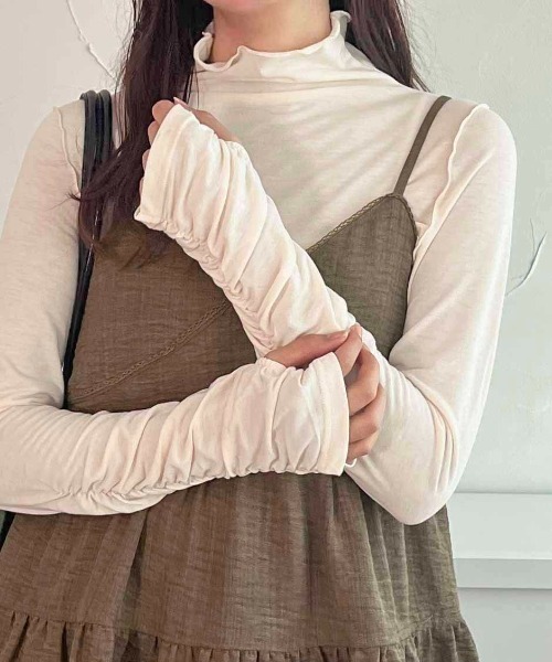 apres jour clair(アプレジュールクレア)の「【apres jour clair】クシュクシュハイネックインナー【ZOZOTOWN限定アイテム】(Tシャツ/カットソー・レディース・杢グレー/オレンジ系その他/グリーン系その他/アイボリー/ブラック/ブラウン系その他・フリー/X-LARGE)」の1枚目の写真