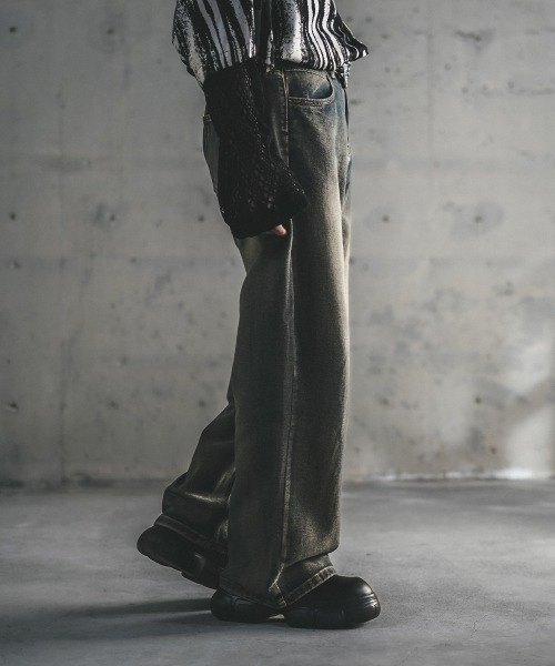 Shoowtime（ショウタイム）の「ワイドストレートヴィンテージウォッシュデニムパンツ（デニムパンツ・メンズ・ライトブルー/ブラック系/ブルー系/ブラウン系・MEDIUM/LARGE/X-LARGE）」の16枚目の写真