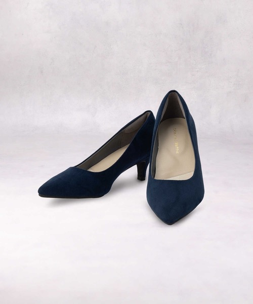 Right-on(ライトオン)の「【跳べるパンプス】ミドルヒールパンプス(パンプス・レディース・ベージュ/ネイビー/ブラック・37inch/35inch/40inch/36inch/38inch/39inch)」の3枚目の写真