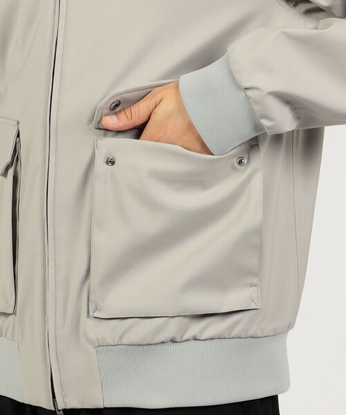 HERNO(ヘルノ)の「HERNO 3レイヤーウール ブルゾン Loro Piana STORM SYSTEM(ブルゾン・メンズ・ベージュ/ネイビー・50/52)」の12枚目の写真