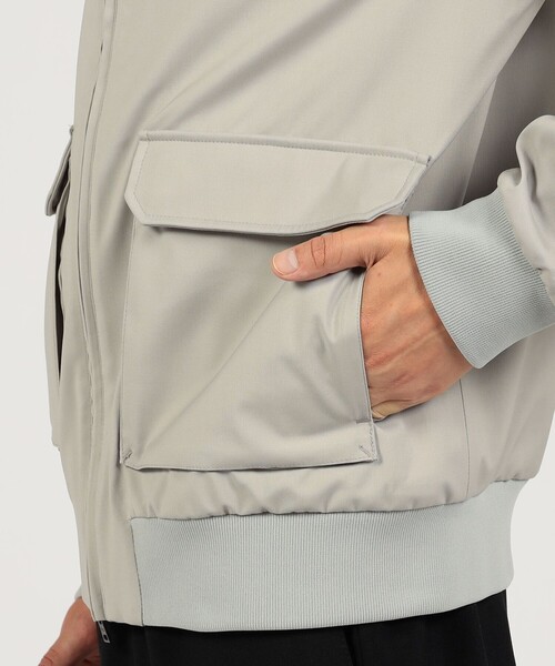 HERNO(ヘルノ)の「HERNO 3レイヤーウール ブルゾン Loro Piana STORM SYSTEM(ブルゾン・メンズ・ベージュ/ネイビー・50/52)」の13枚目の写真