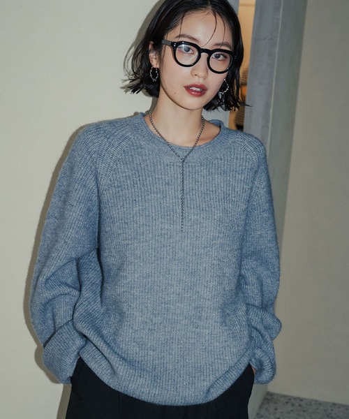 グレー ニットセーター ラグランスリーブ セールラグランスリーブニットプルオーバー（ニット⁄セーター
