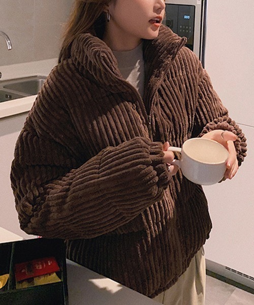 Miniministore(ミニミニストア)の「コーデュロイ 中綿ジャケット ショート丈(ブルゾン・レディース・ブラック/ブラウン/ピンク/ホワイト/アイボリー/ブルー・L/M)」の11枚目の写真