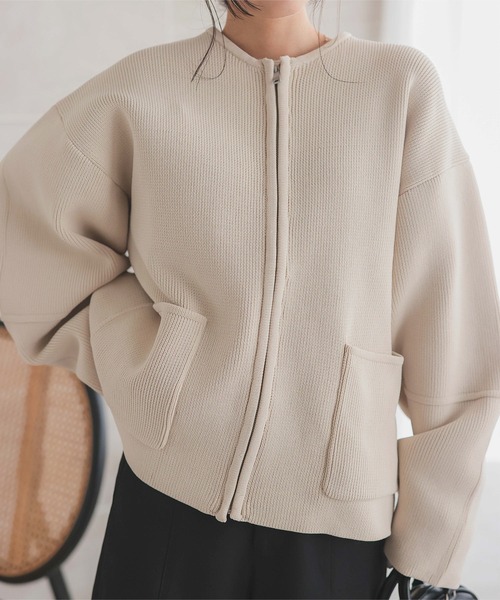 KOBE LETTUCE(コウベレタス)の「ランタンスリーブニットジャケット(ノーカラージャケット・レディース・ホワイト×ブラック/ブラック/アイボリー/グレー・M)」の6枚目の写真