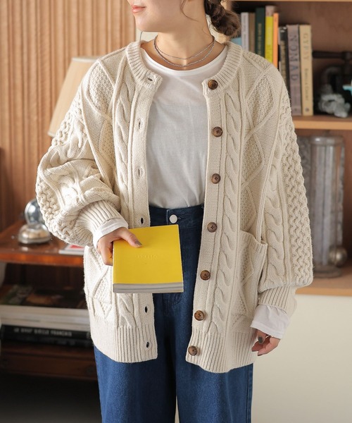 studio CLIP（スタディオクリップ）の「【my fit CLIP/saito企画】着丈選べるケーブルカーディガン（カーディガン/ボレロ・レディース・ライトグレー/ブラック/アイボリー・MEDIUM/LARGE）」の3枚目の写真