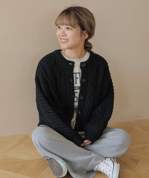 studio CLIP（スタディオクリップ）の「【my fit CLIP/saito企画】着丈選べるケーブルカーディガン（カーディガン/ボレロ・レディース・ライトグレー/ブラック/アイボリー・MEDIUM/LARGE）」の21枚目の写真