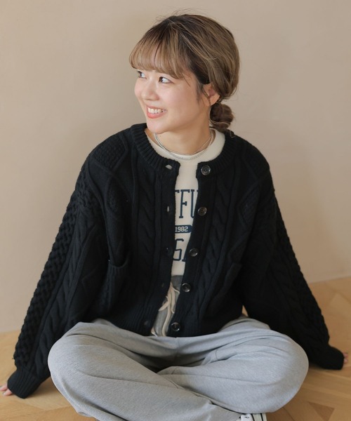 studio CLIP（スタディオクリップ）の「【my fit CLIP/saito企画】着丈選べるケーブルカーディガン（カーディガン/ボレロ・レディース・ライトグレー/ブラック/アイボリー・MEDIUM/LARGE）」の22枚目の写真