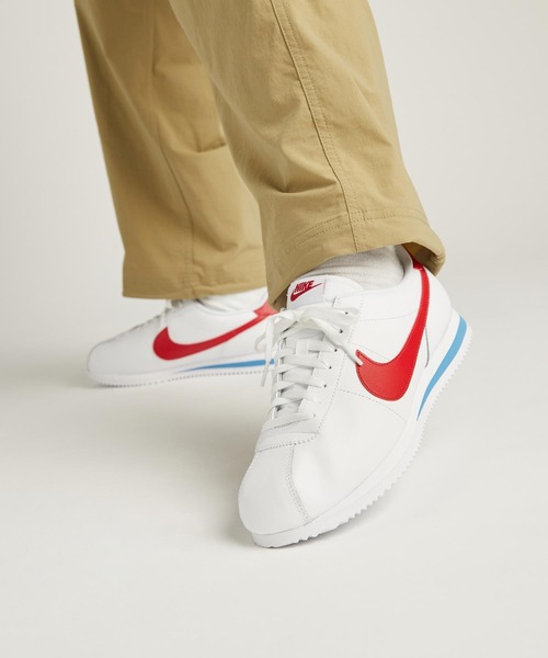 NIKE(ナイキ)の「ナイキ コルテッツ レザー メンズシューズ / Nike Cortez Leather Men's Shoes DM4044-108 White(スニーカー・メンズ・ホワイト・26/26.5/27/27.5/28/28.5/29/29.5/30/25/25.5/24/24.5)」の6枚目の写真
