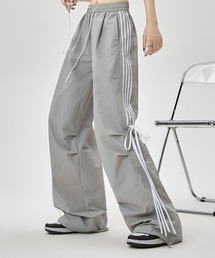 サイドライントラックパンツ《洗濯機で洗える》