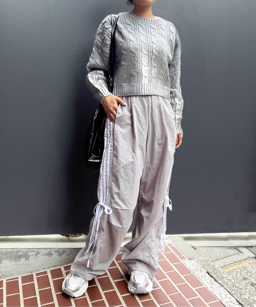 VICKY（ビッキー）の「サイドライントラックパンツ《洗濯機で洗える》（その他パンツ・レディース・パープル/ライトグレー・M）」の7枚目の写真