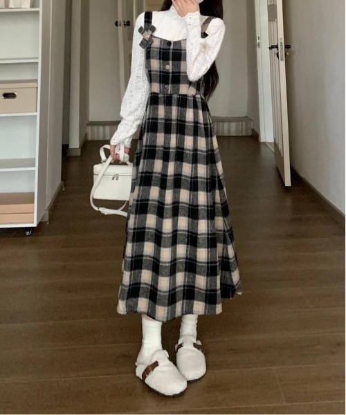 gossip!ロサンゼルス(ゴシップロサンゼルス)の「Y2K チェック柄スイッチングロングキャミワンピース(ワンピース・レディース・ワイン/ブラック・FREE)」の16枚目の写真
