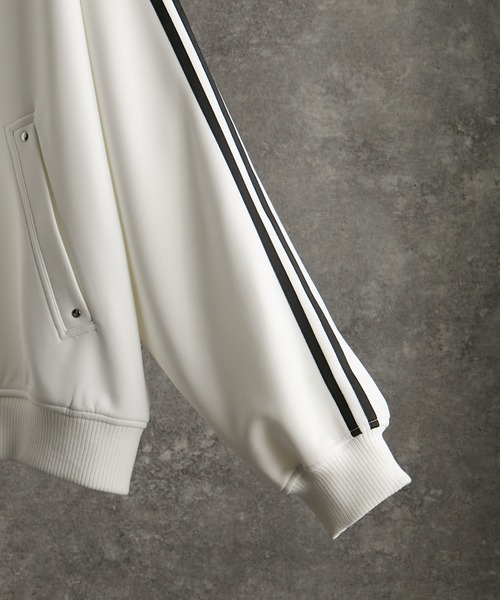 line sleeve track zip parker jacket / ラインスリーブトラックジップパーカージャケット(ブルゾン)|ADRER(アドラー)