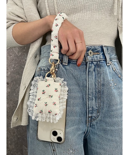 LILY BROWN（リリーブラウン）の「レースポーチチャーム（キーホルダー・レディース・その他/レオパード/ホワイト・FREE）」の4枚目の写真