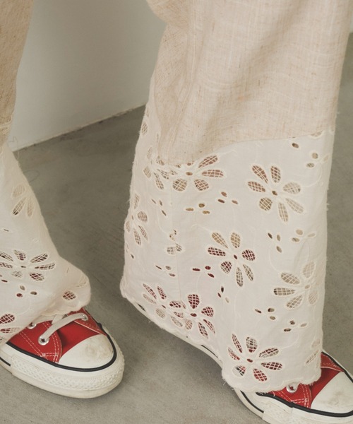 Unitage(ユニテージ)の「フラワーレース切り替えパンツ(その他パンツ・レディース・アイボリー・FREE)」の2枚目の写真