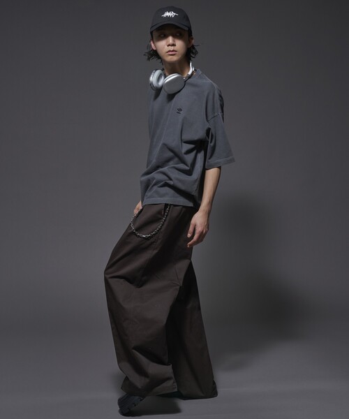 UMBRO（アンブロ）の「UMBRO/アンブロ 別注 UMBRO ピグメントクルーネックTシャツ(限定展開)（Tシャツ/カットソー・メンズ・オフホワイト/ブラウン/グレー/ブラック・MEDIUM/LARGE）」の19枚目の写真