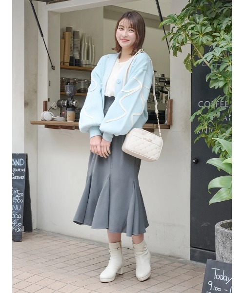LUDIC PARK（ルディックパーク）の「パールビジュー付きフェイクレザーショルダーバッグ（ショルダーバッグ・レディース・アイボリー/サックスブルー/ブラック・0）」の8枚目の写真