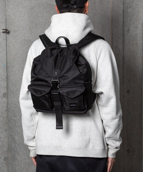 MAKAVELIC(マキャベリック)の「Grace Double Pocket 2 Backpack(バックパック/リュック・メンズ・ブラック・ONESIZE)」の8枚目の写真