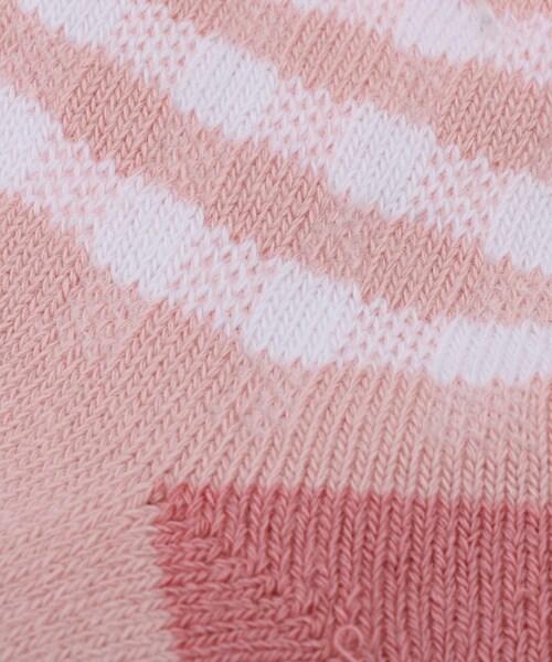 adabat（アダバット）の「アンクルボーダーショートソックス（ソックス/靴下・レディース・ホワイト/ベビーピンク/ネイビー・00）」の6枚目の写真