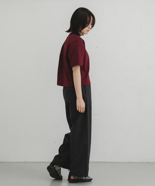 EKAL（エカル）の「『吸水速乾/UVカット』DRY OUT SHORT LENGTH T-SHIRTS（Tシャツ/カットソー・レディース・ブラウン系その他/アイボリー/ベージュ/チャコールグレー/ホワイト/ブラウン/パープル系その他・FREE）」の19枚目の写真