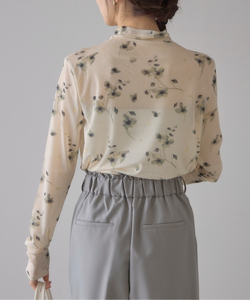 &. NOSTALGIA(アンドドットノスタルジア)の「【ZOZO限定】メッシュフラワーボトルネックロンT(Tシャツ/カットソー・レディース・アイボリー/ブラック・M)」の19枚目の写真
