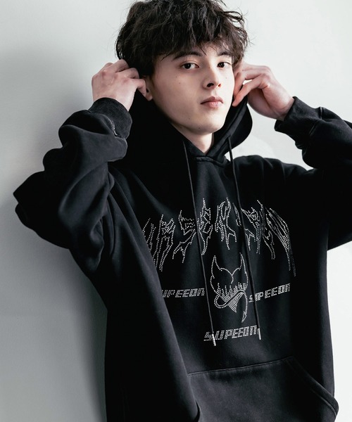 Rocky Monroe(ロッキーモンロー)の「オーバーサイズ ラインストーンロゴプリント ヴィンテージライク 裏起毛スウェットプルオーバーフード付きパーカー(パーカー・メンズ・ブラック・M/L/XL)」の3枚目の写真