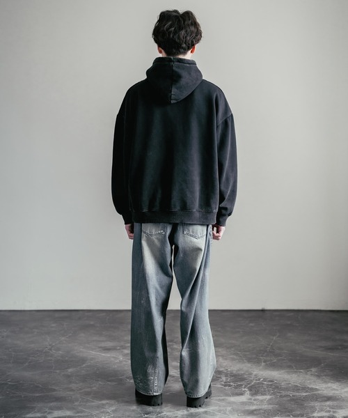 Rocky Monroe(ロッキーモンロー)の「オーバーサイズ ラインストーンロゴプリント ヴィンテージライク 裏起毛スウェットプルオーバーフード付きパーカー(パーカー・メンズ・ブラック・M/L/XL)」の22枚目の写真