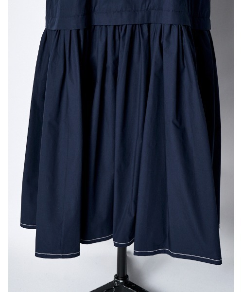 RUMCHE（ラムシェ）の「Stitch Typewriter Dress / ステッチタイプライタードレス（ワンピース・レディース・ホワイト/ネイビー/ブラック・FREE）」の10枚目の写真