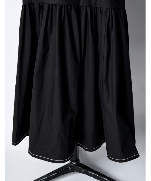 RUMCHE（ラムシェ）の「Stitch Typewriter Dress / ステッチタイプライタードレス（ワンピース・レディース・ホワイト/ネイビー/ブラック・FREE）」の18枚目の写真