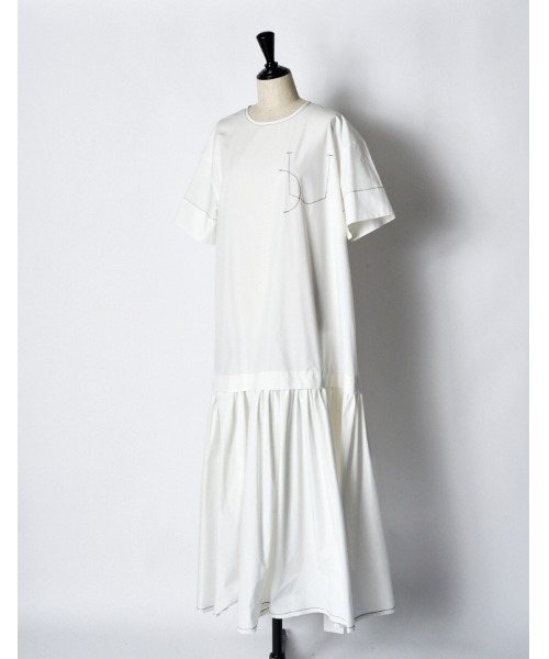 RUMCHE（ラムシェ）の「Stitch Typewriter Dress / ステッチタイプライタードレス（ワンピース・レディース・ホワイト/ネイビー/ブラック・FREE）」の21枚目の写真
