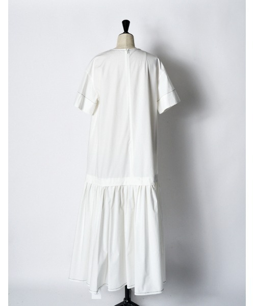 RUMCHE（ラムシェ）の「Stitch Typewriter Dress / ステッチタイプライタードレス（ワンピース・レディース・ホワイト/ネイビー/ブラック・FREE）」の22枚目の写真