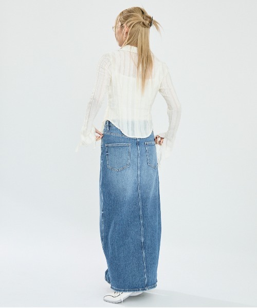 Clum(クルム)の「フロントギャザーシアーシャツ(シャツ/ブラウス・レディース・ホワイト・MEDIUM/SMALL)」の10枚目の写真