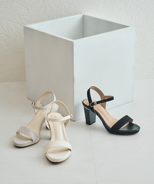 ORiental TRaffic（オリエンタルトラフィック）の「ラウンドトゥラインヒールサンダル/51208（サンダル・レディース・ブラック/グレー/ホワイト・L/S/M/SS/3L/LL）」の4枚目の写真