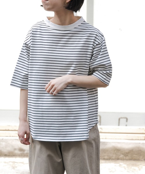 FORK&SPOON(フォークアンドスプーン)の「FORK&SPOON ボトルネック5分袖Tシャツ(Tシャツ/カットソー・レディース・ブラック/グリーン/ホワイト系その他/グレー系その他/ブラウン/オフホワイト・1)」の3枚目の写真