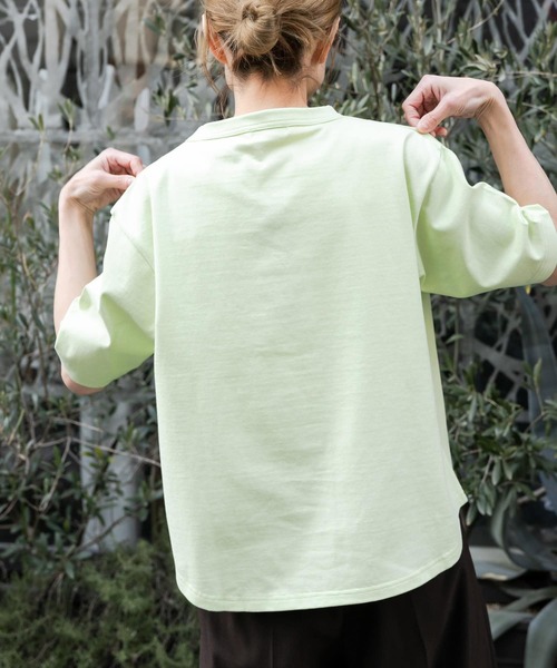 FORK&SPOON(フォークアンドスプーン)の「FORK&SPOON ボトルネック5分袖Tシャツ(Tシャツ/カットソー・レディース・ブラック/グリーン/ホワイト系その他/グレー系その他/ブラウン/オフホワイト・1)」の13枚目の写真