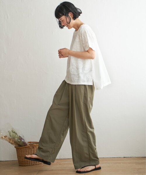 LBC（エルビーシー）の「ナイロンギャザーワイドパンツ（その他パンツ・レディース・グレー/エメラルド/ベージュ・M/L）」の16枚目の写真