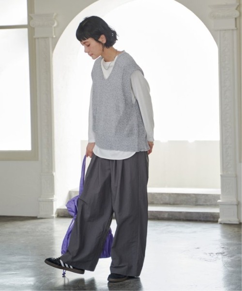 LBC（エルビーシー）の「ナイロンギャザーワイドパンツ（その他パンツ・レディース・グレー/エメラルド/ベージュ・M/L）」の6枚目の写真