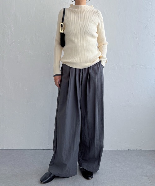 LBC（エルビーシー）の「ナイロンギャザーワイドパンツ（その他パンツ・レディース・グレー/エメラルド/ベージュ・M/L）」の8枚目の写真