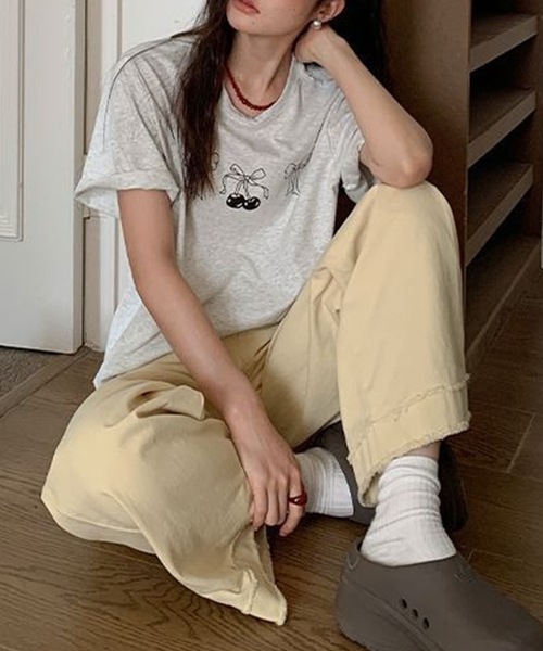 Lace Ladies(レースレディース)の「リボンプリント オーバーサイズ クルーネック 半袖 Tシャツ(Tシャツ/カットソー・レディース・グレー/ホワイト・M/XL)」の11枚目の写真