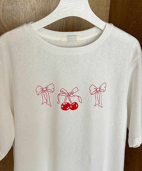 Lace Ladies(レースレディース)の「リボンプリント オーバーサイズ クルーネック 半袖 Tシャツ(Tシャツ/カットソー・レディース・グレー/ホワイト・M/XL)」の3枚目の写真