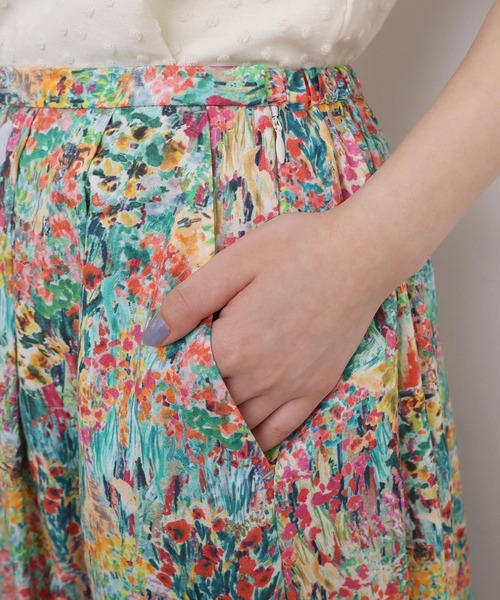 l'atelier du savon（アトリエドサボン）の「●生い茂る野原のプリント スカート（スカート・レディース・ピンク/オレンジ・FREE）」の22枚目の写真