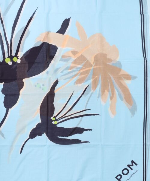 Rivel(リヴェル)の「【pom AMSTERDAM】スカーフ 140 x 180 cm 大判 オランダ発 オーガニック コットン(バンダナ/スカーフ・レディース・イエロー/ブルー・FREE)」の4枚目の写真