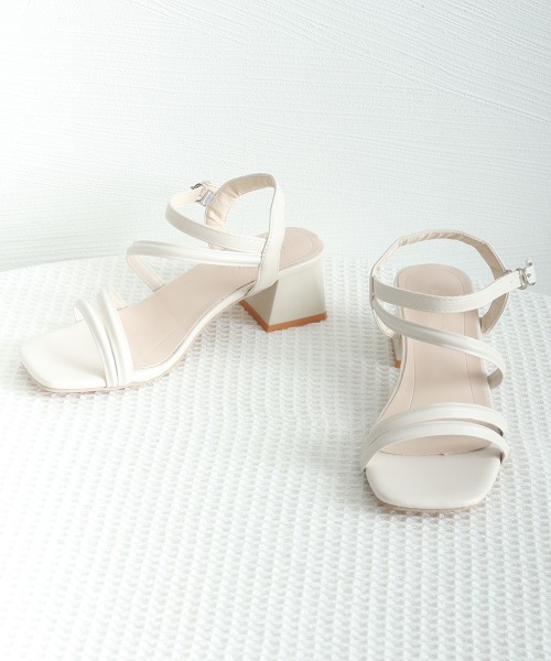 Miniministore（ミニミニストア）の「ストラップサンダル レディース 夏（サンダル・レディース・アイボリー/ブラック・24.5cm/25.0cm/22.5cm/23.0cm/23.5cm/24.0cm）」の17枚目の写真