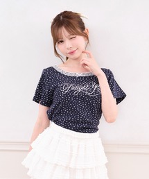 小花柄プリントTシャツ